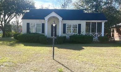 1304 Eager Ave, Albany, GA 31707 - photo 2