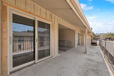 Private patio - balcony