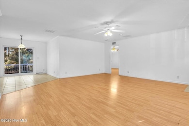 1129 Davis Sound Ln, Wilmington, NC 28409 - photo 6