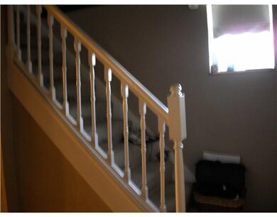 Entry/Foyer.