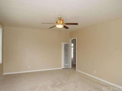 Ceiling fan in the living room.