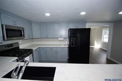 978 Cloverleaf Ln NE, Keizer, OR 97303 - photo 7