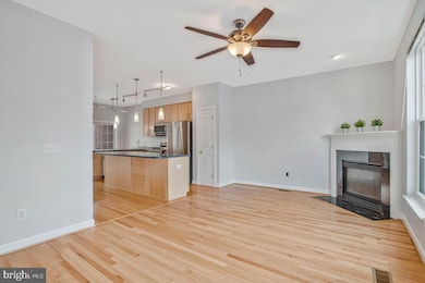 2339 Cambridge Walk, Baltimore, MD 21224 - photo 5