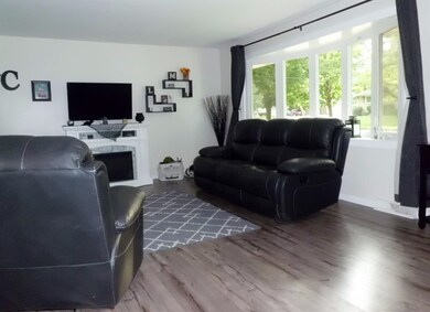 9449 Arthur St, Crown Point, IN 46307 - photo 5