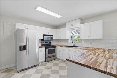 1110 Juanita St, Savannah, GA 31410 - photo 4