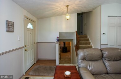 8427 Kings Meade Way, Columbia, MD 21046 - photo 3