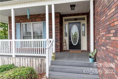 2540 Roberta Rd, Concord, NC 28027 - photo 4