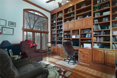 Gorgeous library/study room