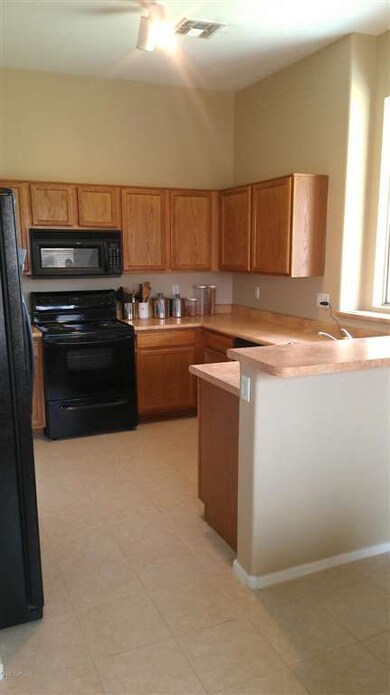 4 - Kitchen 1