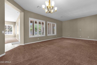 9-web-or-mls-10858-e-cosmos-cir