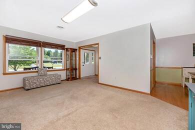 19222 Woodhaven Dr, Hagerstown, MD 21742 - photo 4