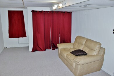 3456 Golfview Dr, Hazel Crest, IL 60429 - photo 7