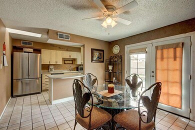 Kitchen Dining.jpg