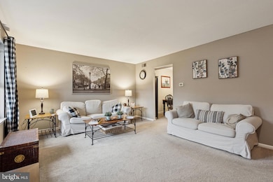 4525 Winding Brook Dr unit 4525, Bensalem, PA 19020 - photo 2