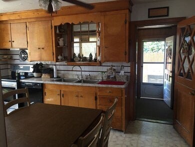 80 Parker St, Clinton, MA 01510 - photo 6