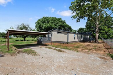 7108 Comanche Trail, Weatherford, TX 76087 - photo 4