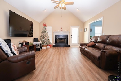 215 Stonefield Cir, Macon, GA 31216 - photo 3