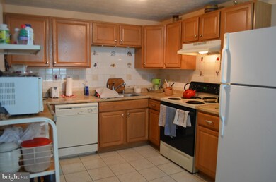 14122 Aldora Cir, Burtonsville, MD 20866 - photo 6