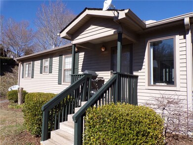 1230 Melton Rd unit Cottage 42, West Union, SC 29696 - photo 2