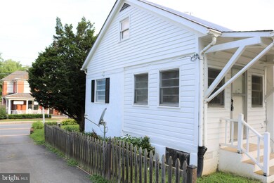 150 N Hatcher Ave, Purcellville, VA 20132 - photo 4