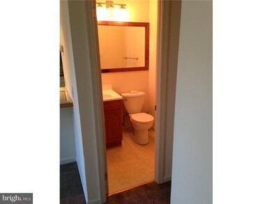 325 S Warminster Rd unit C4, Hatboro, PA 19040 - photo 5