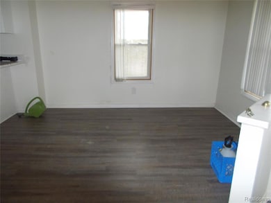 3341 Buckingham Ave, Berkley, MI 48072 - photo 3