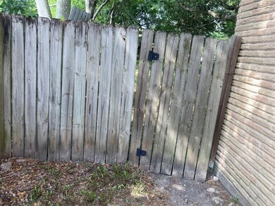 5718 Mackinaw St, Houston, TX 77053 - photo 4