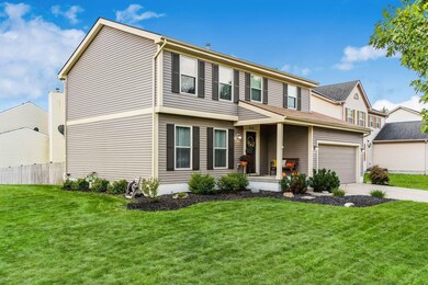 644 Tall Oaks Dr, Columbus, OH 43230 - photo 2