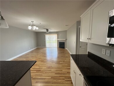 11 Gray Coach Ln unit 1103, Cranston, RI 02921 - photo 5