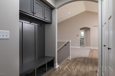 7576 48th Ave-8