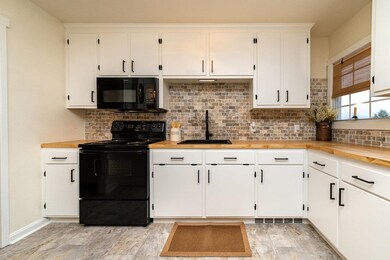 20 Reservoir Ave, Luray, VA 22835 - photo 6