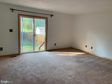 313 Georgetowne Ct, Stephens City, VA 22655 - photo 6