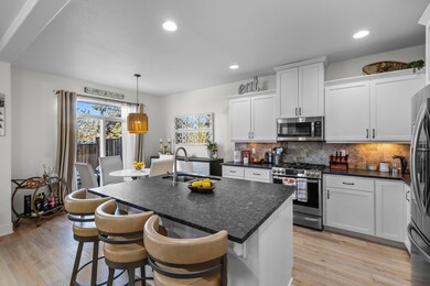 1059 SE Leonel Ln, Bend, OR 97702 - photo 6