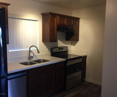 2301 N 28th St unit 4, Phoenix, AZ 85008 - photo 4