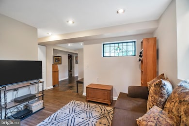 19 Saint Timothys Ln, Baltimore, MD 21228 - photo 5