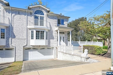 4 Maple Ave, Waldwick, NJ 07463 - photo 3