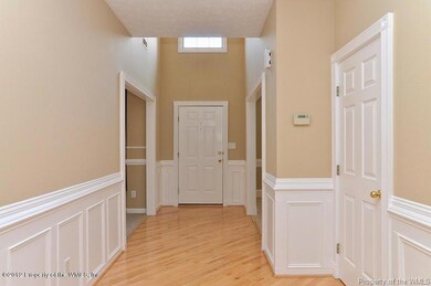 foyer-2058874451-O