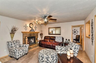 1701 SE 14th Street living room