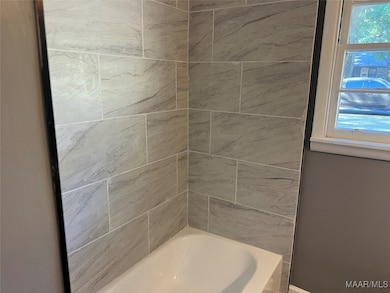 3653 Cloverdale Rd, Montgomery, AL 36111 - photo 7