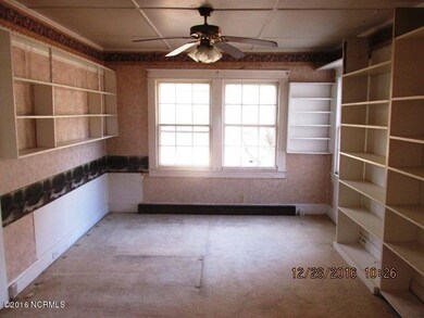357 Shell Dining Room