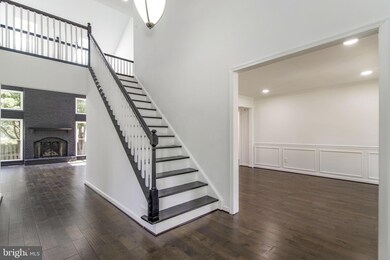 2609 Stone Mountain Ct, Herndon, VA 20170 - photo 6