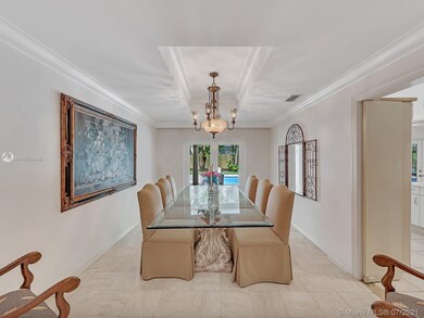 LARGE FORMAL LIVING ROOM IS LOCATED DIRECTLY OFF O