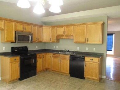 328 Pine Hill Dr, Hopkinsville, KY 42240 - photo 6