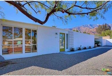 577 E Glen Cir S, Palm Springs, CA 92262 - photo 6