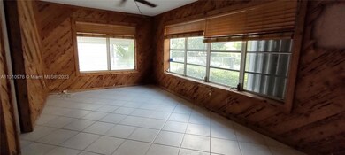 FLORIDA ROOM