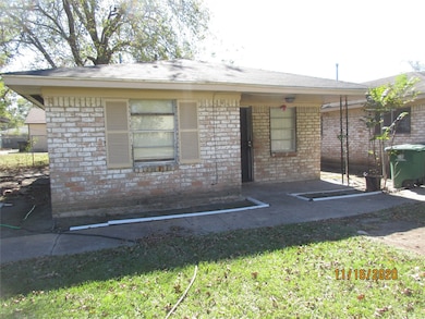 7518 Lockwood Dr, Houston, TX 77016 - photo 2