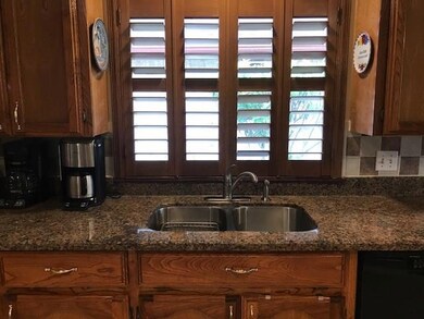 319 Rebecca Dr, Alamo, TX 78516 - photo 4