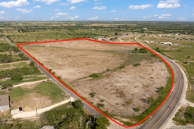 18434A Farm To Market Road 471, Natalia, TX 78059 - photo 2