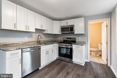 110 Pine Ave, Runnemede, NJ 08078 - photo 3