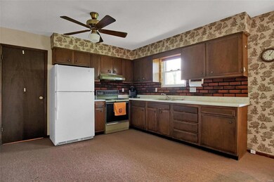 908 Borri Dr, Maryville, IL 62062 - photo 5